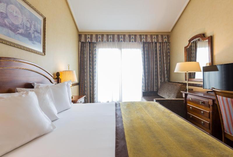 Hotel Exe Reina Isabel Ávila