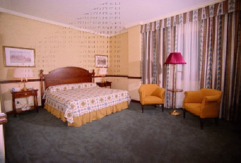 Hotel Exe Reina Isabel 4*